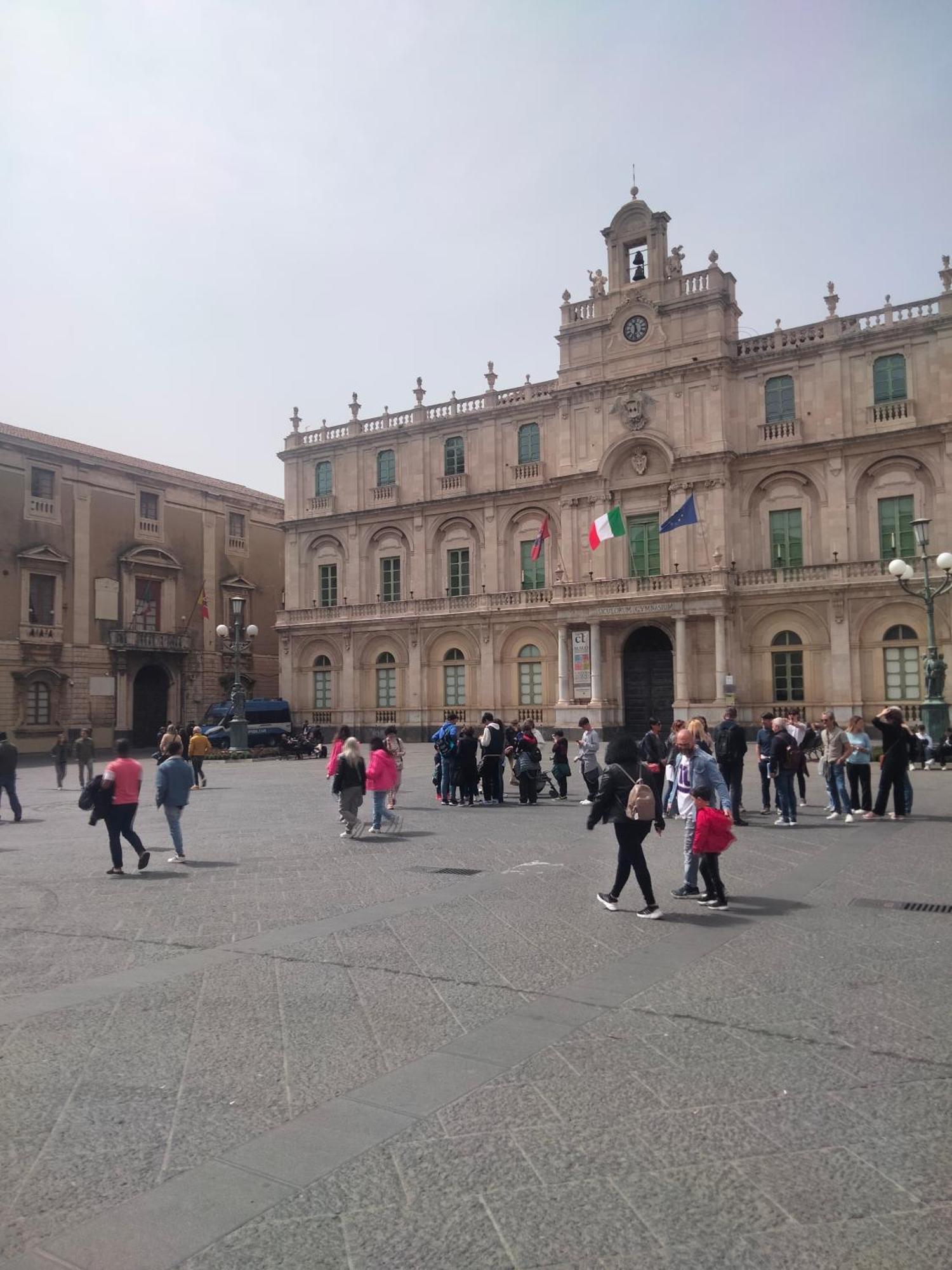 Etna Timeo Central Apartment In Baroque Building カターニア エクステリア 写真