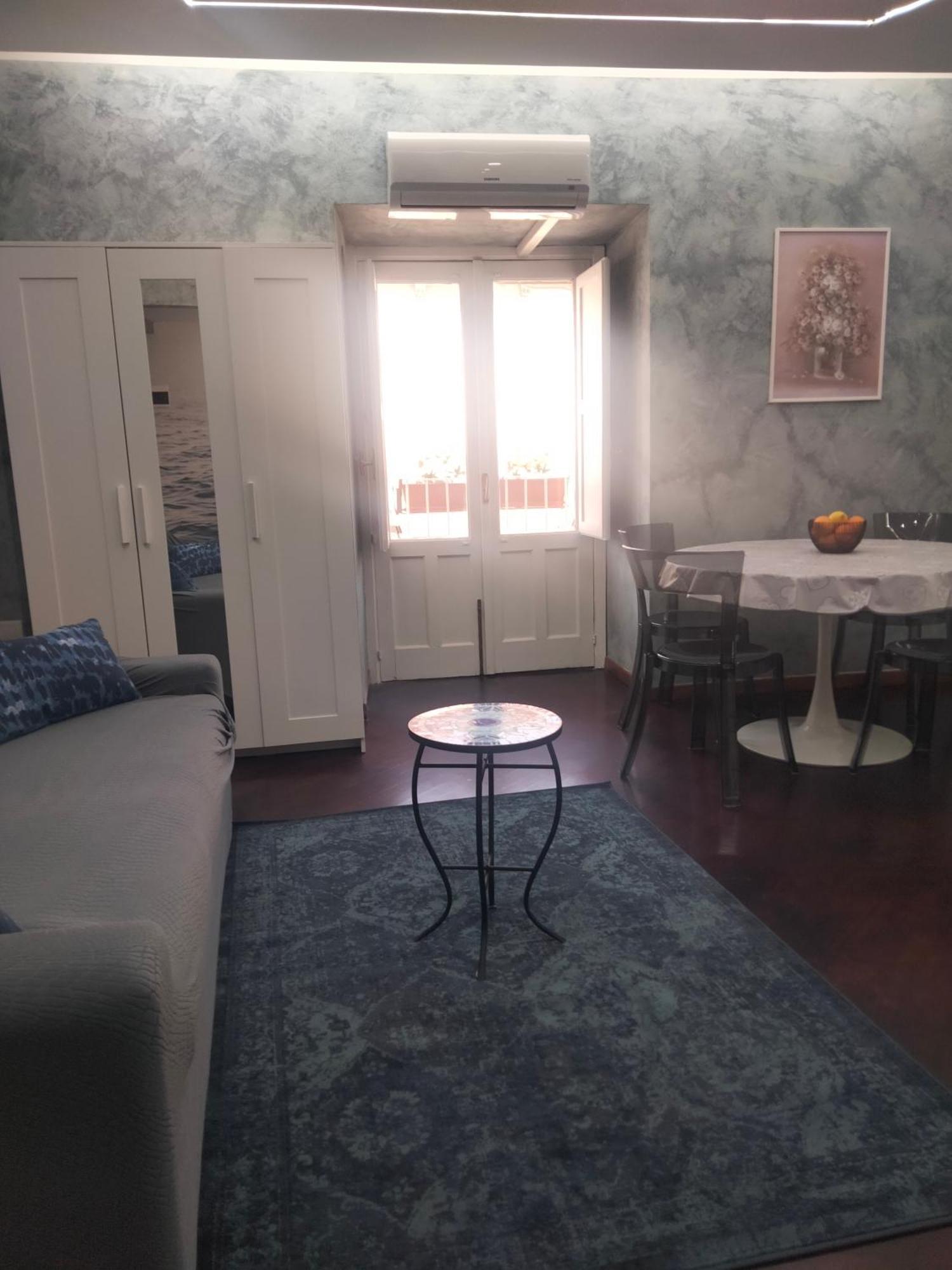 Etna Timeo Central Apartment In Baroque Building カターニア エクステリア 写真